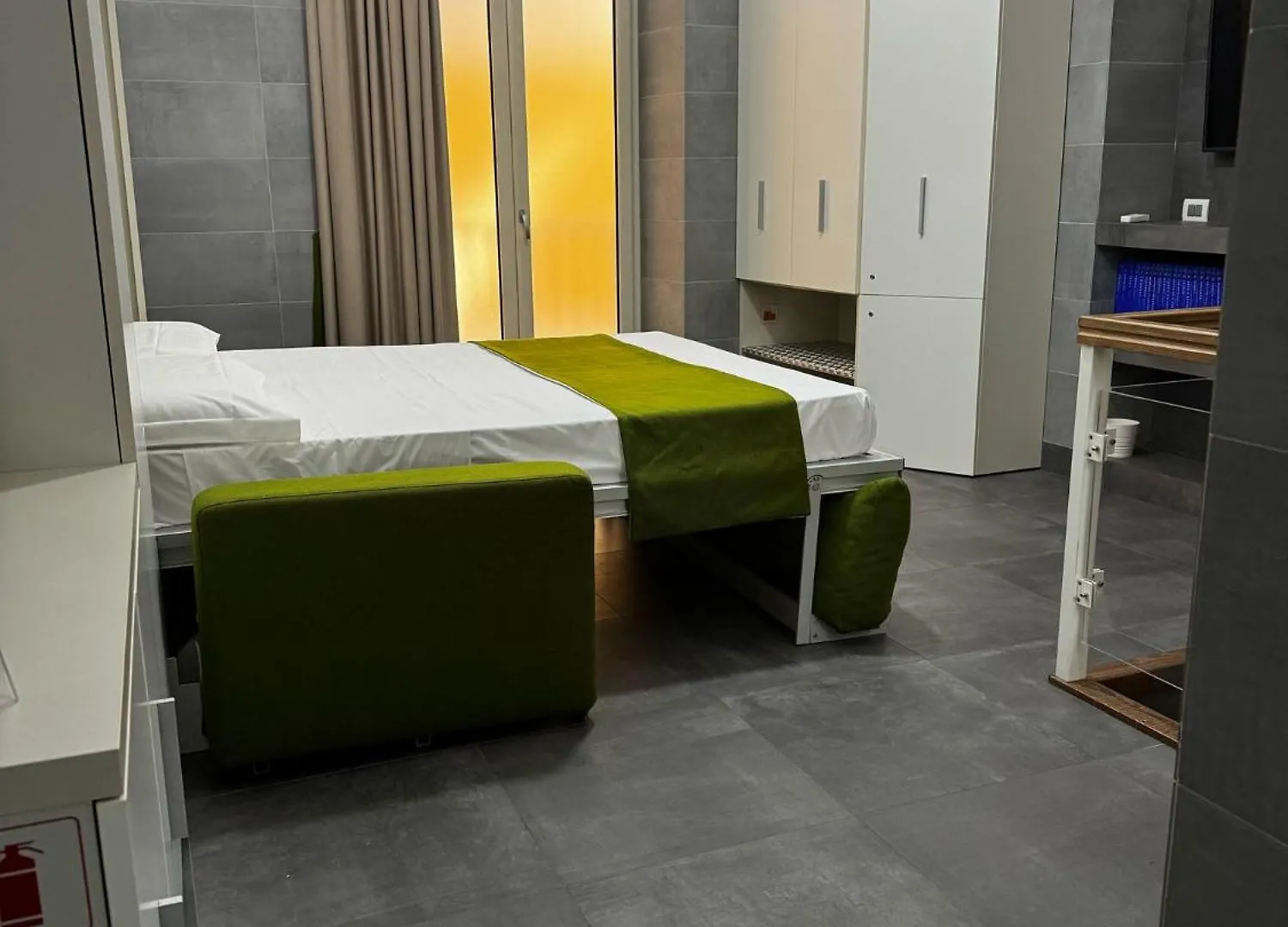 Apartment Suite Conte 3 - Appartamento Nel Cuore Di Napoli