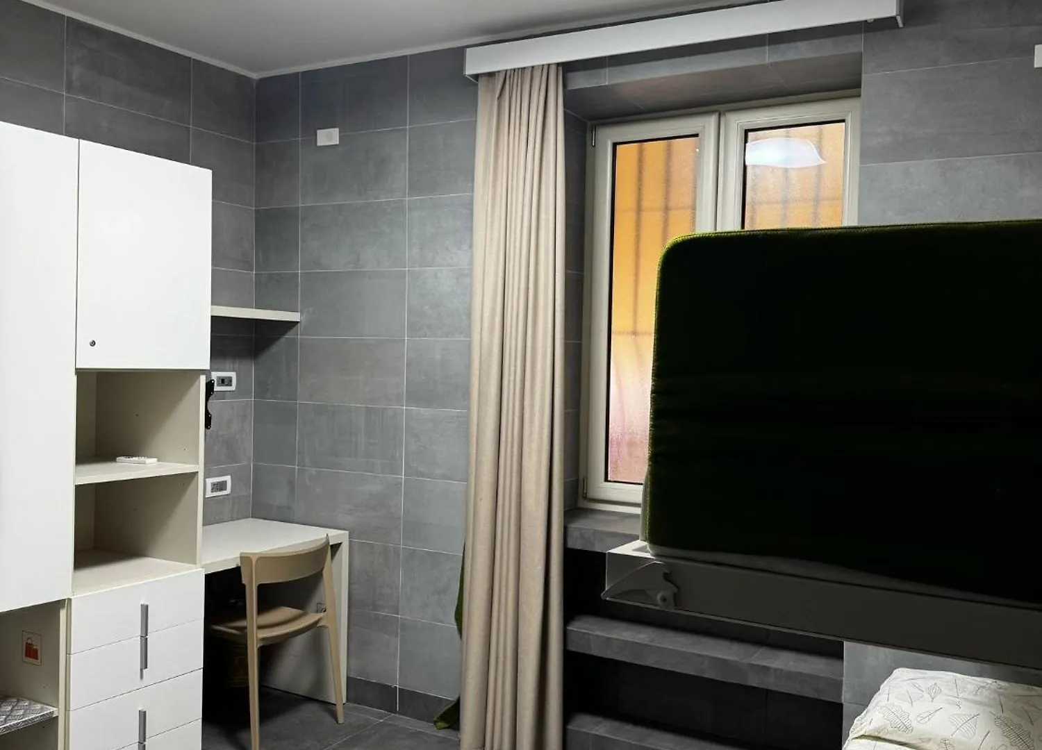 Apartment Suite Conte 3 - Appartamento Nel Cuore Di Napoli Italy